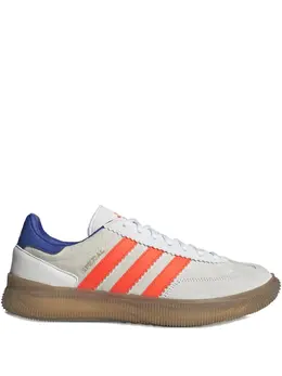 adidas: Белые кроссовки  Handball Spezial
