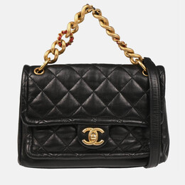Chanel: Чёрная сумка 