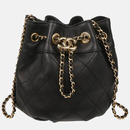Chanel: Чёрная сумка 