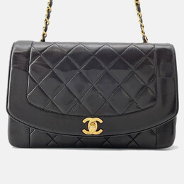 Chanel: Чёрная сумка 