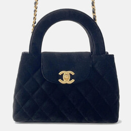 Chanel: Чёрная сумка 