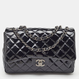 Chanel: Чёрная сумка 