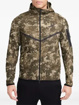 Nike: Зелёная толстовка  Windrunner