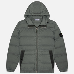 Stone Island: Серый пуховик 