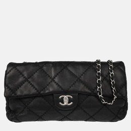 Chanel: Чёрная сумка 