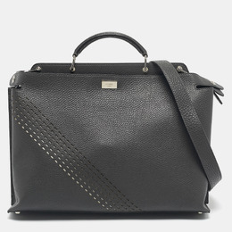 Fendi: Тёмная сумка  Peekaboo
