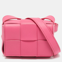 Bottega Veneta: Розовая сумка  Intreccio