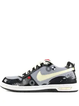 Nike: Белые кроссовки  Futura