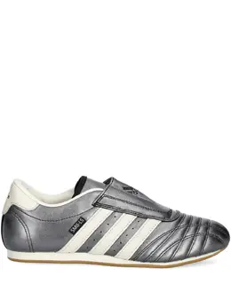 adidas: Кроссовки 