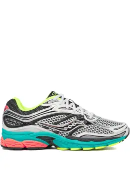 Saucony: Кроссовки 