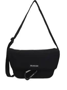 Balenciaga: Чёрная сумка 