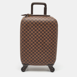 Louis Vuitton: Чемодан 
