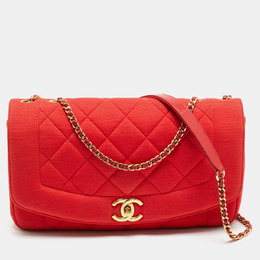 Chanel: Красная сумка 
