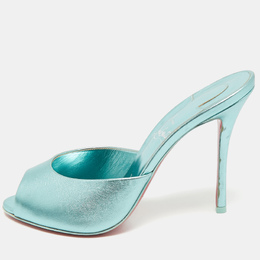 Christian Louboutin: Голубые сабо 