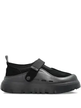 UGG: Чёрные ботинки 