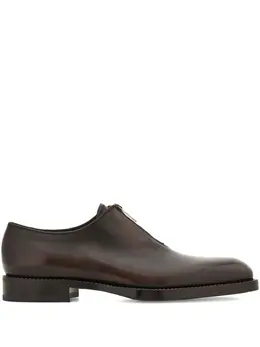 Ferragamo: Тёмные туфли 