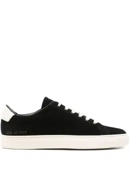Common Projects: Чёрные кроссовки 
