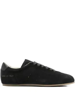 Common Projects: Чёрные кроссовки 