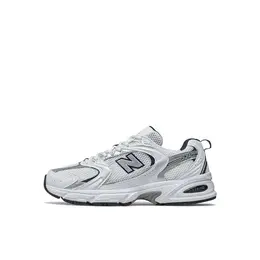 New Balance: Белые кеды  530