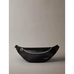 CALVIN KLEIN: Чёрная сумка 