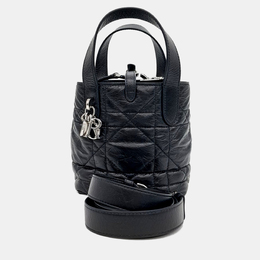 Dior: Чёрная сумка 