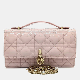 Dior: Розовая сумка 