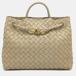 Bottega Veneta: Бежевая сумка 