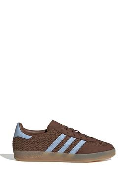Adidas: Кроссовки 