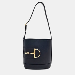 Gucci: Чёрная сумка 