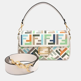 Fendi: Многоцветная сумка  Baguette