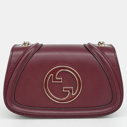 Gucci: Красная сумка 
