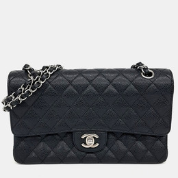 Chanel: Чёрная сумка 
