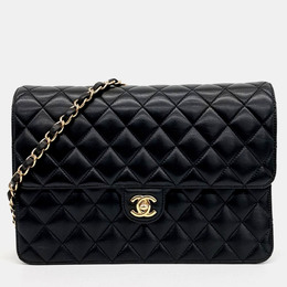 Chanel: Чёрная сумка 