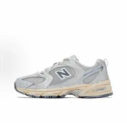 New Balance: Бежевые кроссовки  530