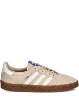 adidas: Бежевые кроссовки  Suede