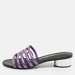 Salvatore Ferragamo: Фиолетовые сандалии 