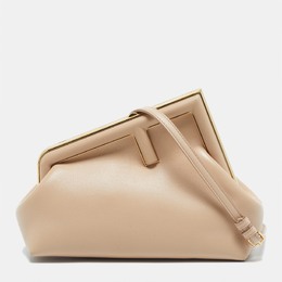 Fendi: Бежевая сумка  First