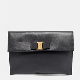 Salvatore Ferragamo: Клатч  Vara Bow