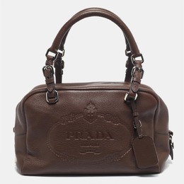 Prada: Коричневая сумка 