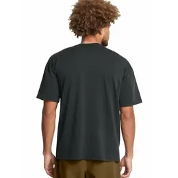 Under Armour: Чёрная футболка 