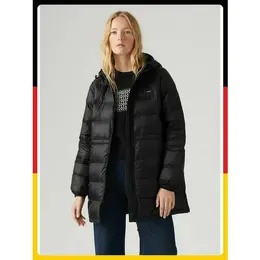 Levi's: Чёрная куртка 