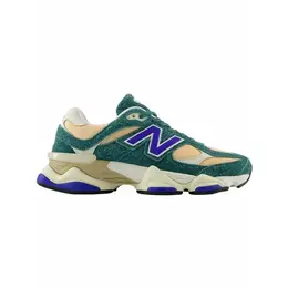 New Balance: Зелёные кроссовки  9060
