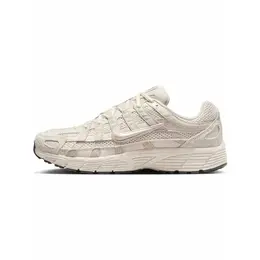 NIKE: Коричневые кроссовки  SE