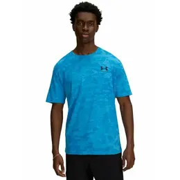 Under Armour: Футболка с принтом 