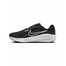 NIKE: Чёрные кроссовки 