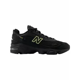 New Balance: Чёрные кроссовки 