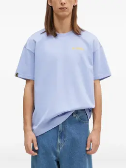 adidas: Светлая футболка 