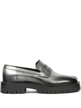Maison Margiela: Серебристые туфли  Tabi