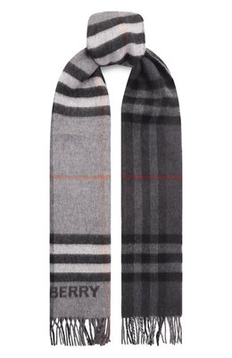Burberry: Серый шарф 