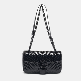 Gucci: Чёрная сумка  GG Marmont